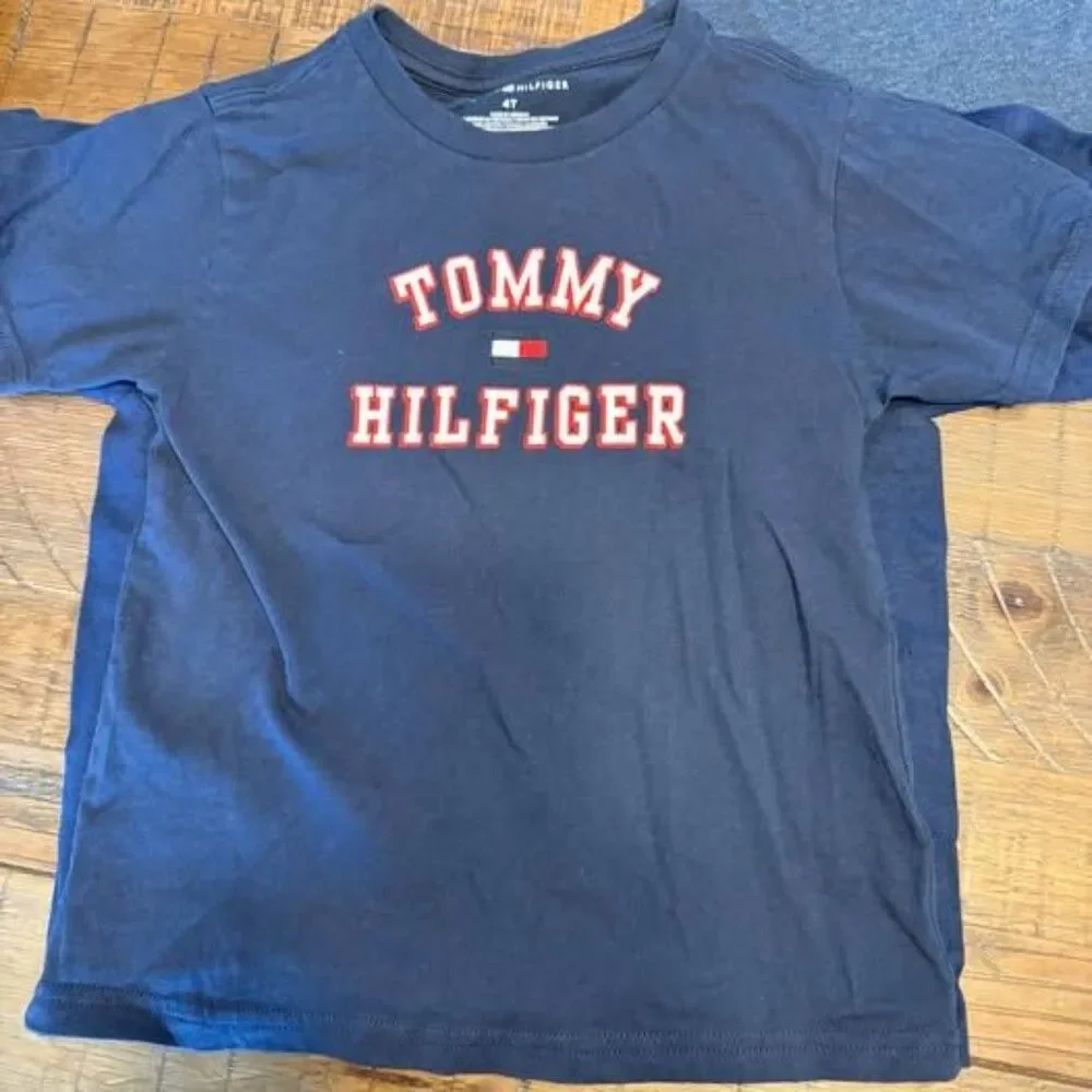 Boys tshirts 4t/5t